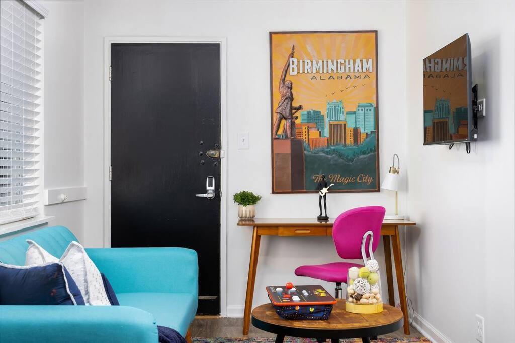 Vulcan'S Hideout / Colorful C2 Apartment Birmingham Bagian luar foto